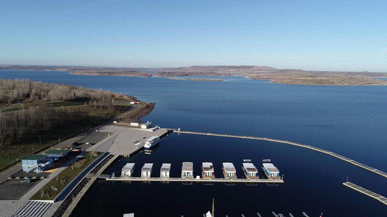 Hausboote Marina Braunsbedra Βίλα Εξωτερικό φωτογραφία